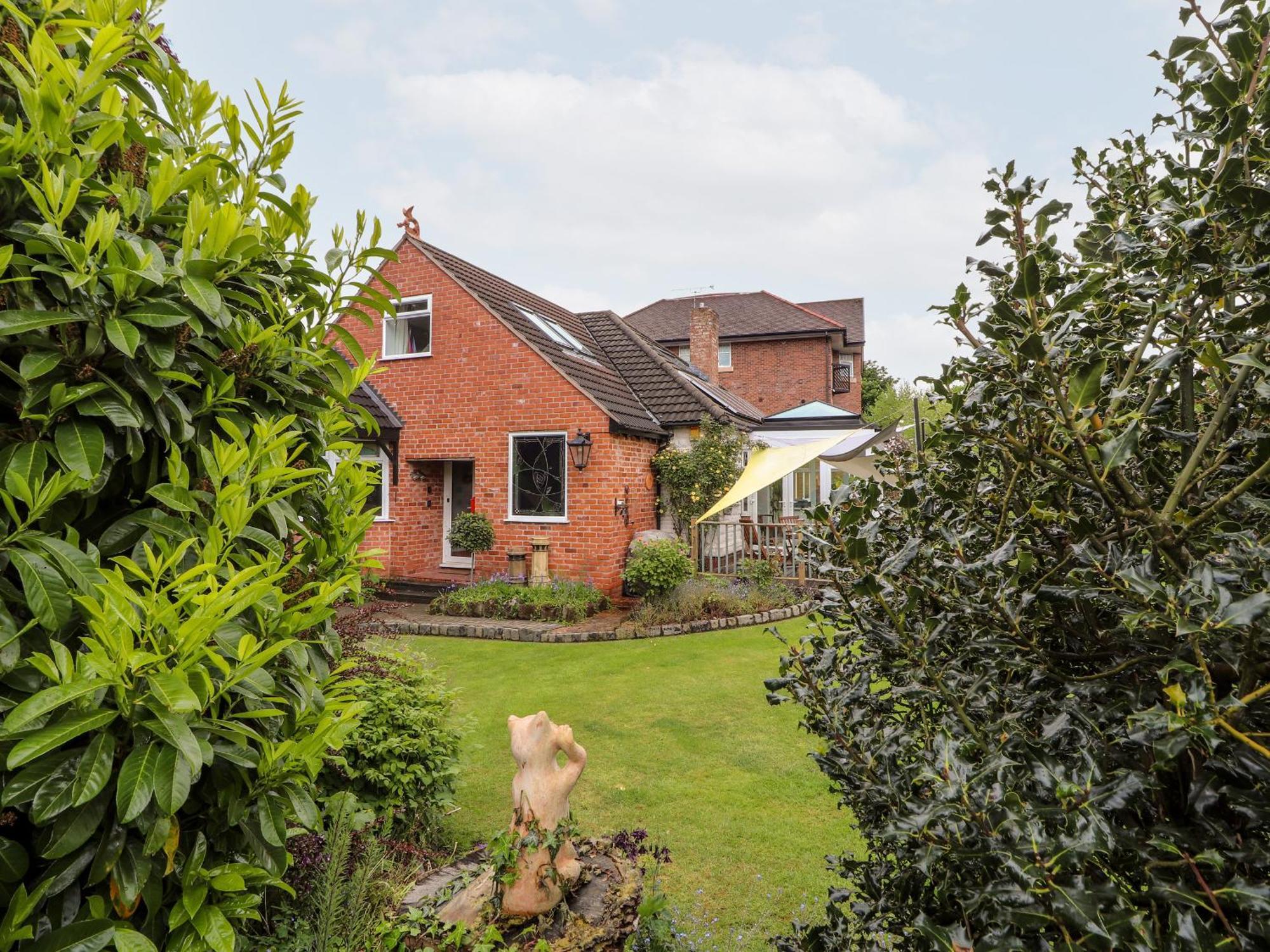 Appartamento Dragon'S Den Chester Esterno foto